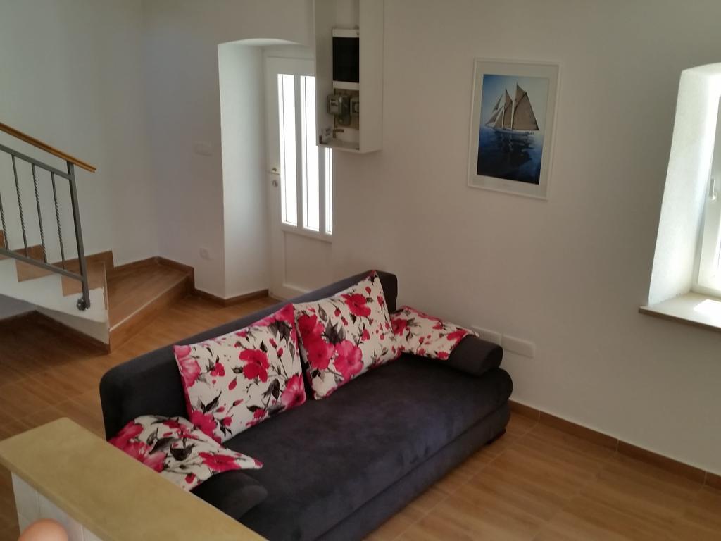 Holiday Home Casa Matilde Koromačno Szoba fotó